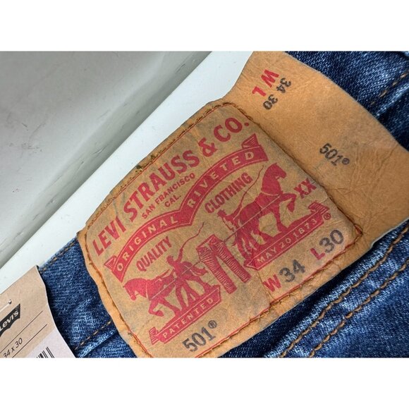 Levis 501 Original Fit Jeans Mens 34x30 Straight Leg Button Fly 100% Cotton NWT - Picture 6 of 15